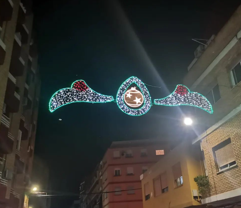 luces navideñas en calle